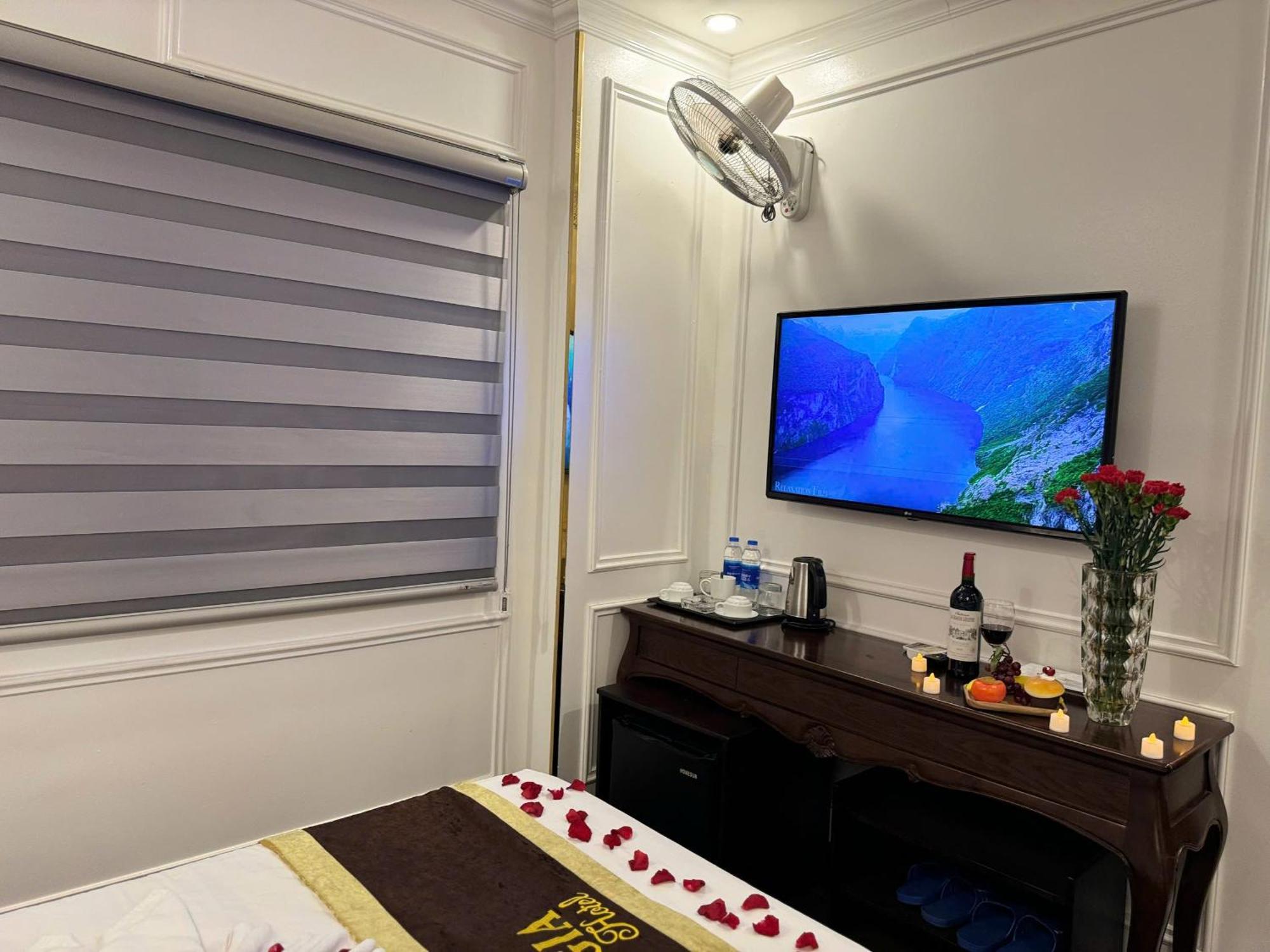 Hoang Gia Hotel Nhan Hoa Hanoi Luaran gambar